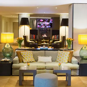 Отель Starhotels Michelangelo, Флоренция